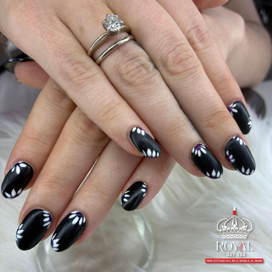 Nails | The Royal Day Spa